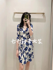 VIVI DVF24春夏新款蓝色水彩白底清新碎花裹身裙度假一片式连衣裙