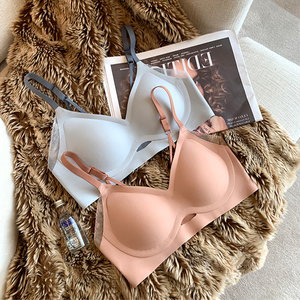 黛安芬文胸小胸聚拢抹胸式无钢圈中厚杯胸罩女无痕防滑一片式内衣