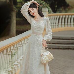 春季蕾丝长裙女桔梗法式宫廷风连衣裙初恋裙子复古温柔2022年新款