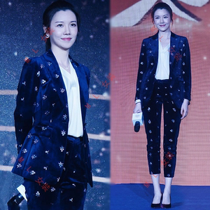 明星同款蓝色丝绒西装套装女韩版气质春秋时尚立体刺绣西服两件套
