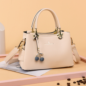 蒂森袋鼠真皮包包女士2023今年流行新款妈妈款手提包中年斜挎女包