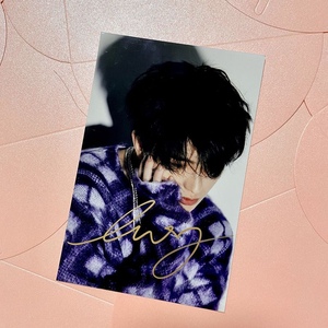 蔡徐坤亲笔签名照片时尚周边毕业礼送情侣送朋友ikun礼保真非印刷