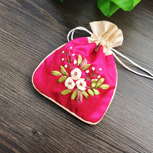 正启通本草香囊鼻塞鼻干鼻痒流鼻涕打喷嚏一闻通鼻中草药香包外用