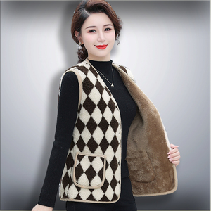 时尚妈妈秋冬装羊羔绒格子马甲外套女士宽松加绒加厚保暖背心坎肩