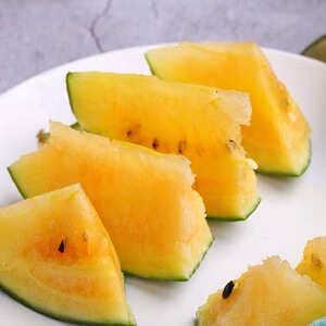 水果新鲜西瓜有机彩虹吊瓜5斤装孕妇绿皮黄瓤黄肉薄皮超甜2个整箱