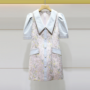 卓雅周末正品2021春新款翻领拼接碎花短袖牛仔连衣裙女装ejwbaj24