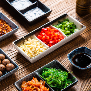 多格三格碟火锅烤肉调味碟两格陶瓷碟蘸料酱料碟日式酱油碟调料盘