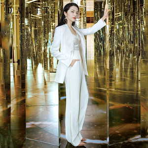 daltt明星姚晨同款白色西装套装女春休闲洋气西服直筒裤两件套