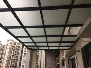 深圳不锈钢玻璃耐力板雨棚盖顶花园制作阳光房封闭阳台窗户