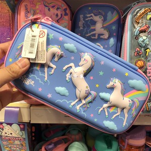 零果果2010淘宝soocute大容量文具盒银粉亮面梦幻独角兽笔袋小学生