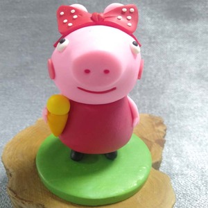 玩偶泥塑软陶摆件卡通动漫小猪佩奇真人肖像定制节日礼物家居车内