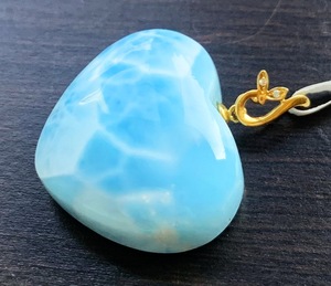 漂亮大气 天然宝石级海纹石/拉利玛心形厚装18k黄金钻石吊坠