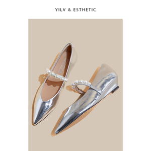 法式尖头银色珍珠一字带浅口单鞋女低跟2024年新款小众坡跟小皮鞋