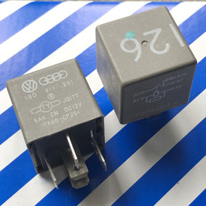 适配奥迪大众帕萨特b5领驭polo朗逸起动机126号空调继电器原厂拆