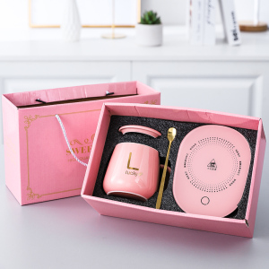 三八节活动报道_节日报道策划方案_节日活动新闻报道