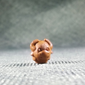 桃核纯手工雕刻精品十二生肖牛成人宝宝压惊保平安红绳手链