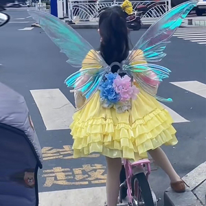 小女孩背的会动的蝴蝶翅膀背饰儿童电动礼物发光玩具精灵花仙子