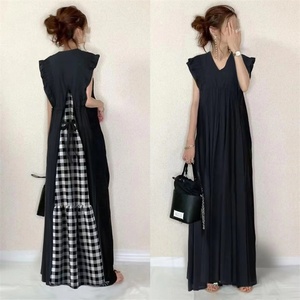 Checked patchwork dress 后背绑带格子拼接木耳边袖口V领连衣裙