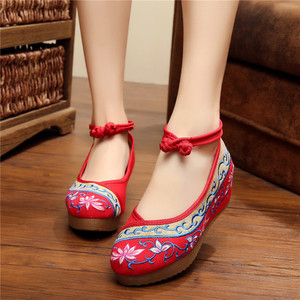 广场舞民族风高跟坡跟内增高老北京布鞋苗族复古绣花鞋汉服鞋子女