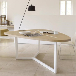 三角形餐桌现代简约轻奢餐桌钢琴烤漆餐桌异形洽谈桌会议桌定制