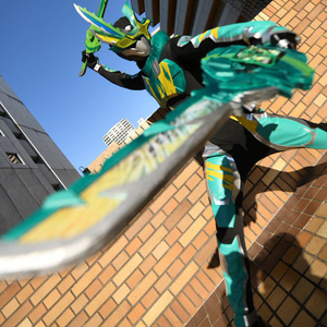 剑斩kenzan假面的骑士皮套1:1可穿戴头盔摆件盔甲eva道具cos