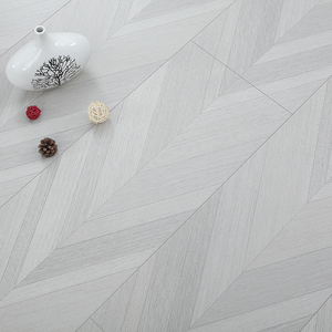 复合木地板鱼骨纹