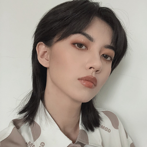 鲻鱼头假发男短发韩版帅气中分短直发时尚中性自然全头套男士发型