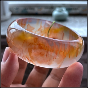 纯天然精品高冰强荧光花瓣粉龙纹玛瑙手镯口径60mm包邮