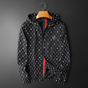 欧洲站轻奢酷奇夹克男士2021年秋季新款蜜蜂刺绣连帽休闲大码外套