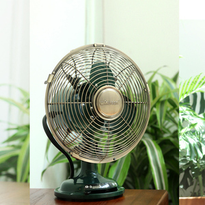 复古小台扇家用8寸摇头台式静音餐厅卧室仿古金属桌面绿色电风扇