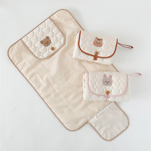 ins婴儿便携式尿布更换垫可折叠尿垫包多功能宝宝换尿布台隔尿垫