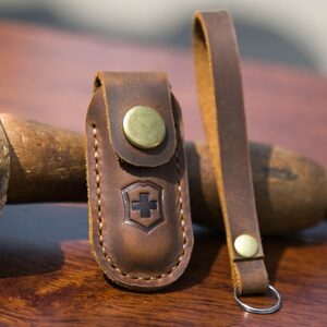 瑞士刀具皮套刀套保护套刀鞘便携复古折叠刀头层牛皮手工腰包真皮