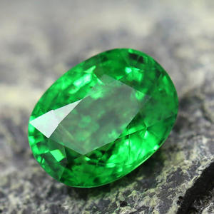 沙弗莱裸石吊坠戒指天然沙弗莱铬钒钙铝榴石1000元/克拉