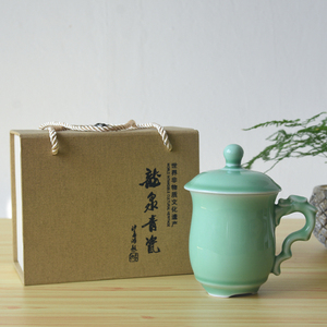 龙泉青瓷龙杯