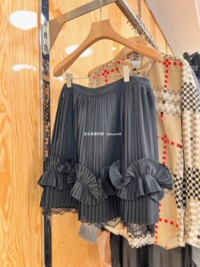burberry/博柏利 裙子 22秋冬1折多 女装 黑色花边百褶半身裙