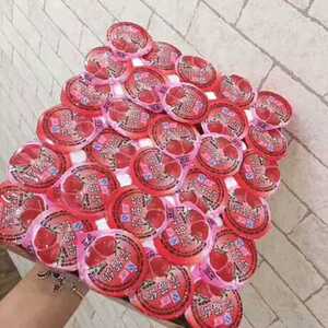 包邮怀旧菠萝奶味饮料炒鸡爆款超好喝的草莓奶盒装网红亮仔酸奶