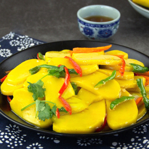 江西赣州黄元米果