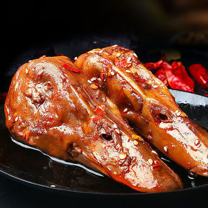 香辣鸭头整个卤味熟食即食湖南特产过年休闲零食麻辣鸭货年货美味