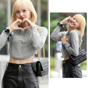 blackpink lisa同款连帽灰色露脐针织衫女短款毛衣独特别致上衣夏