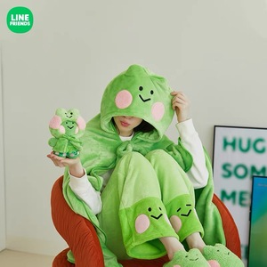 LINE FRIENDS青蛙午睡毯保暖毯披肩空调毯毛绒毯子睡裤子静音拖鞋