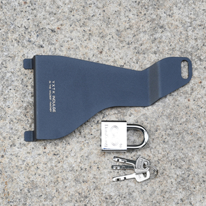 适用小牛mqi2 m2全新定制不锈钢电池锁  专用电瓶防盗锁 防盗板夹