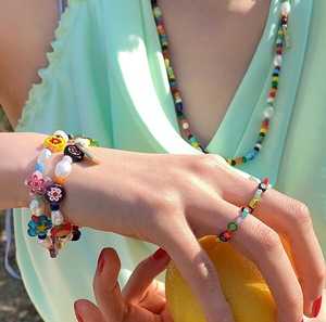 韩国东大门同款小雏菊琉璃花朵小众彩虹色串珠项链手链戒指套装