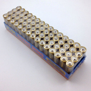 60节一盒装5号光明电池碳性电动玩具1.5V碳性普通干电池玩具汽车