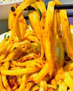 北京马三洋芋片兰州特色小吃 兰州酿皮 麦面粉辣椒香辣即食油辣子