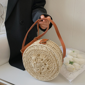 小巧精致包包斜挎包女夏季斜挎草编文艺森系民族风编织圆饼包潮