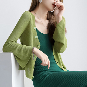 绿色V领针织开衫薄款女夏季披肩外搭配裙子冰丝防晒衫外套上衣