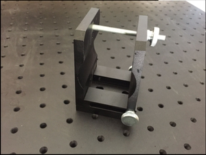 云科 激光管座/激光器固定底架/简易式光学圆柱体夹持器hgmma5