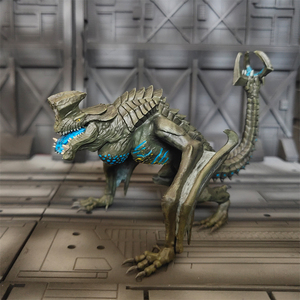 破碎穹顶基地 环太平洋 怪兽 尾立鼠 手办模型 毒妇 伯劳刺