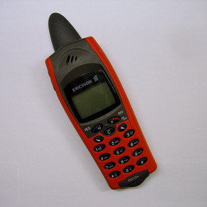 ericsson/爱立信r310手机经典鲨鱼户外运动设计 适用收藏备用展示