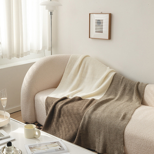 北欧轻奢风拼接羊毛混纺小毛毯单人薄款客厅沙发盖毯办公室午睡毯